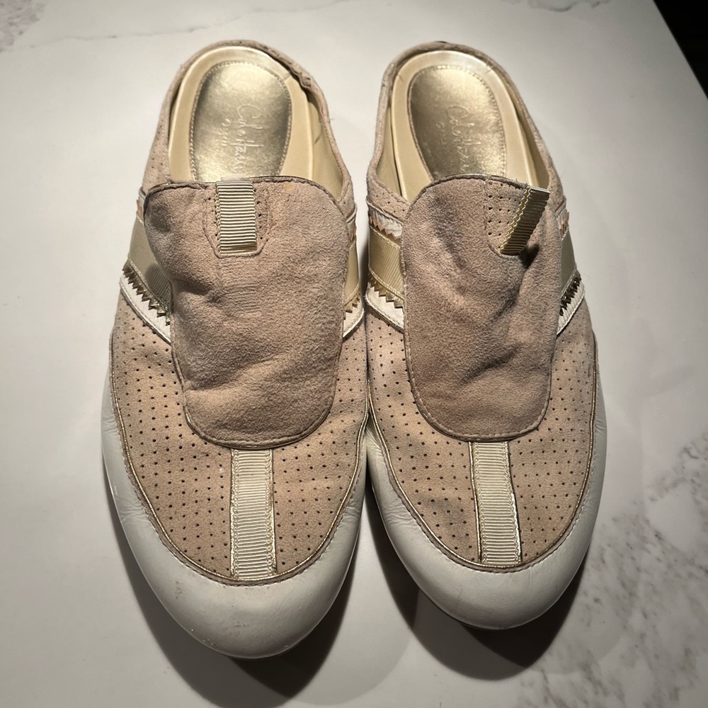 Great white tan & gold Cole Haan mules.  Nike soles.  Size 9.